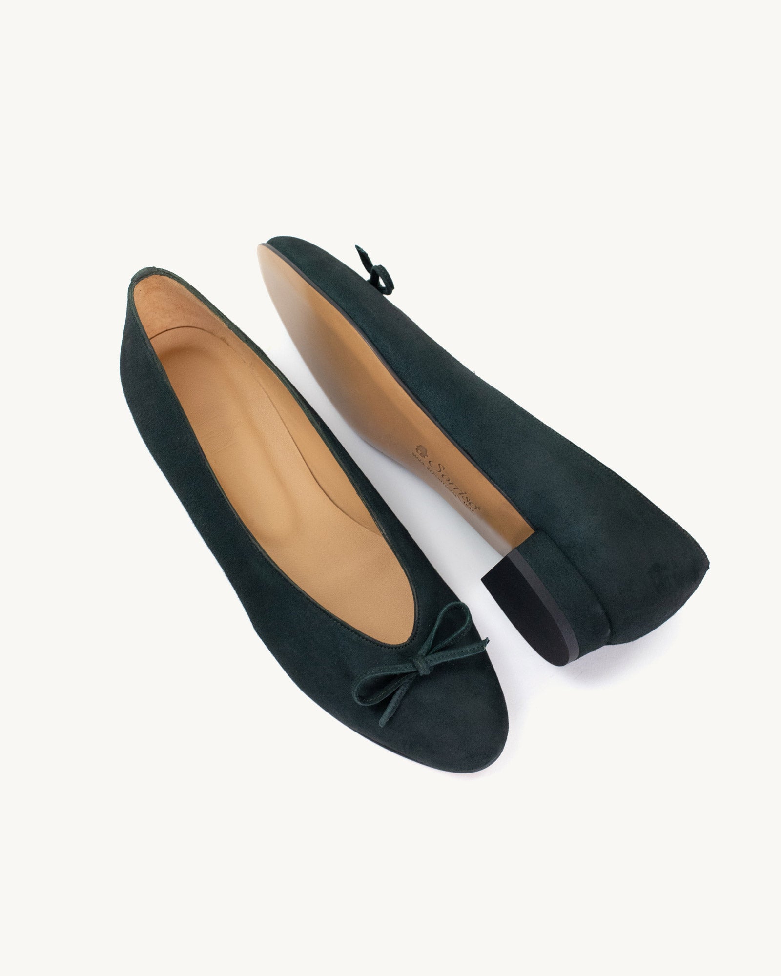 Sabrina com laço Heloísa Verde Camurça