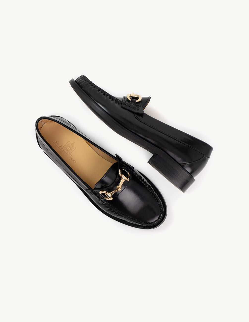 Mocassim com fivela estilo Gucci em preto polido | Sapataria do Carmo