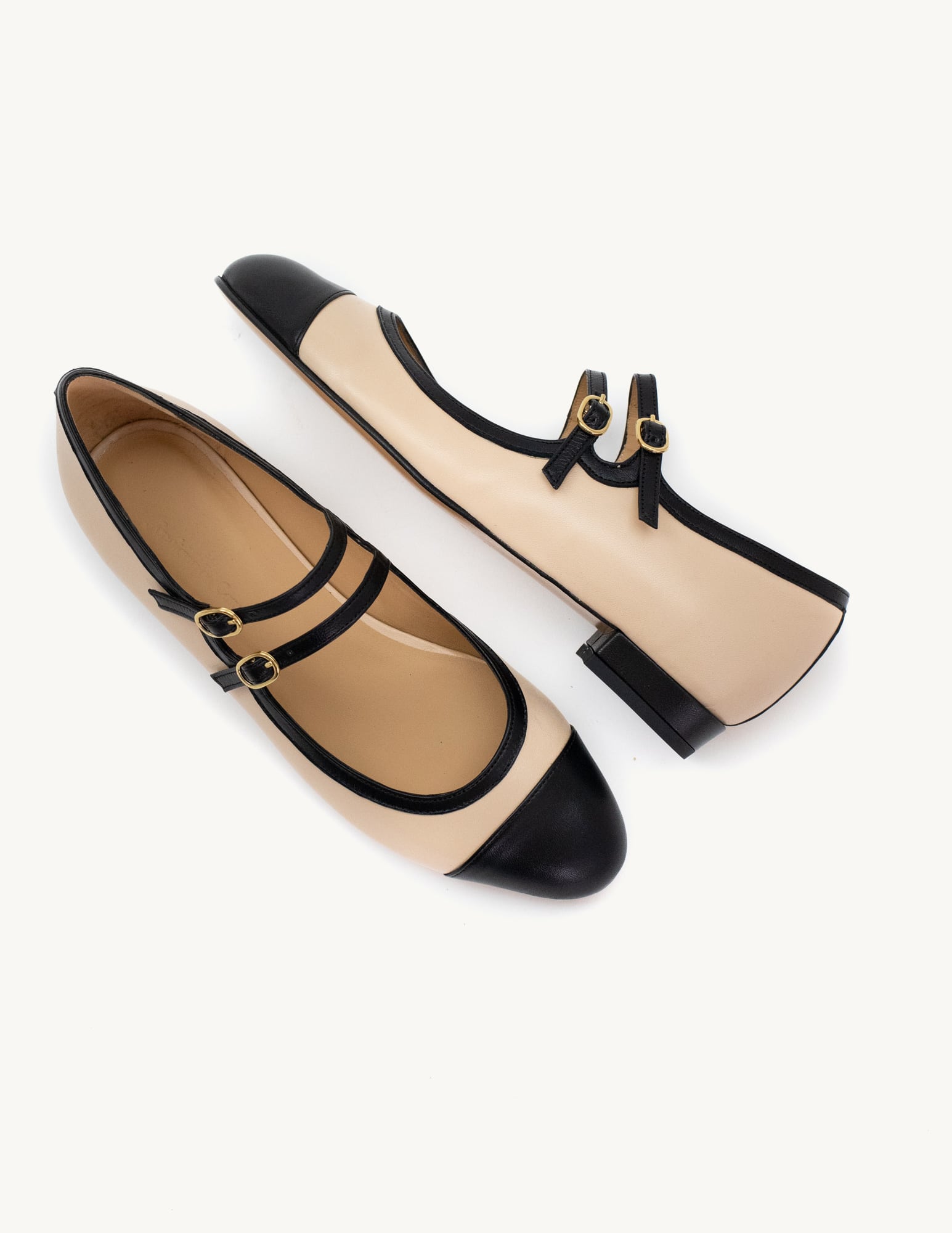 Sapato Mary jane creme e preto