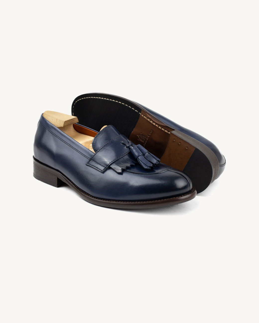 Loafer kiltie em pele azul, design clássico | Sapataria do Carmo