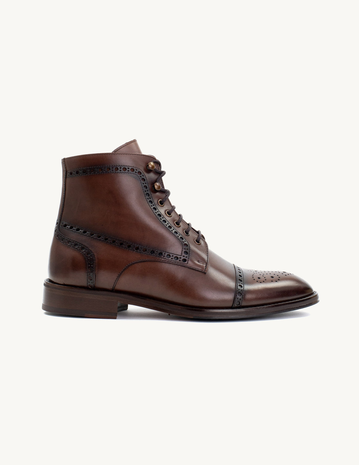 Botas Carlo Castanho