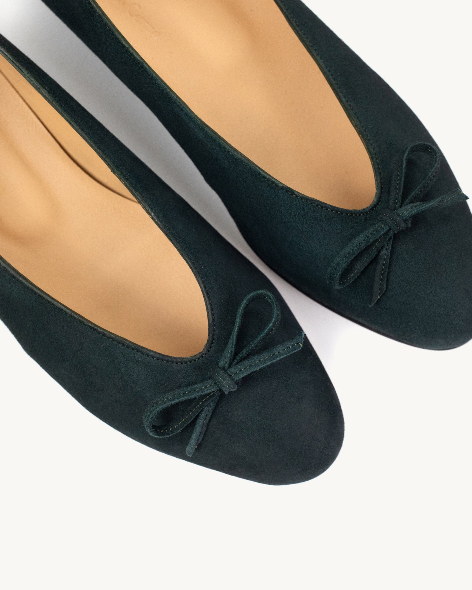 Sabrina com laço Heloísa Verde Camurça