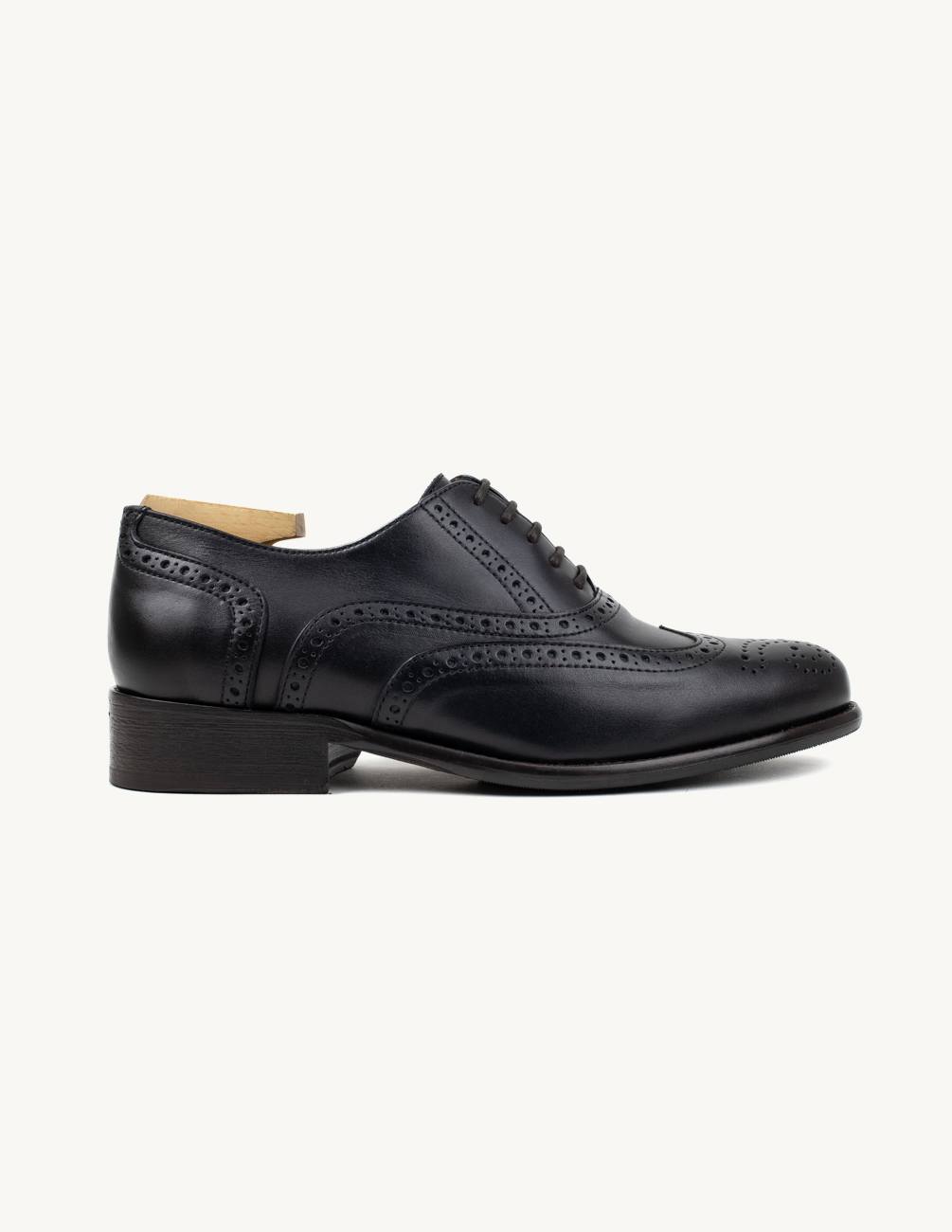 Oxford preto feminino