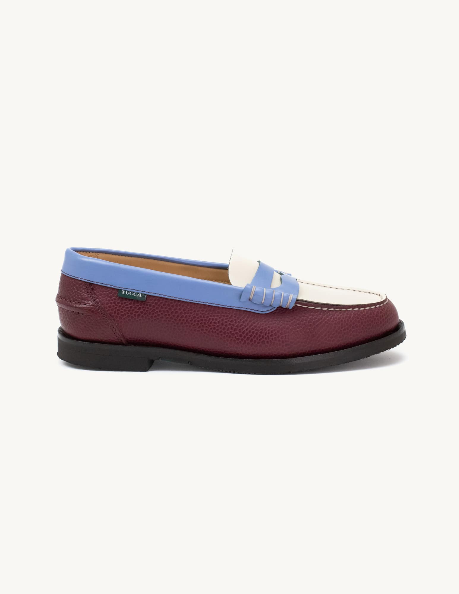 Penny loafer estilo Yucca com sola de borracha |