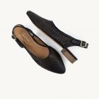 sandalia-mary-preto perfurada