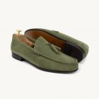 H82937CVD Loafer verde camurça